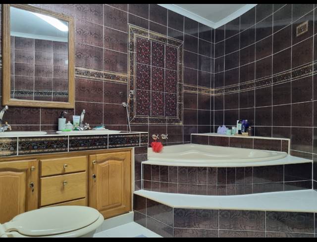 4 BEDROOM HOUSE FOR SALE IN NAGINA